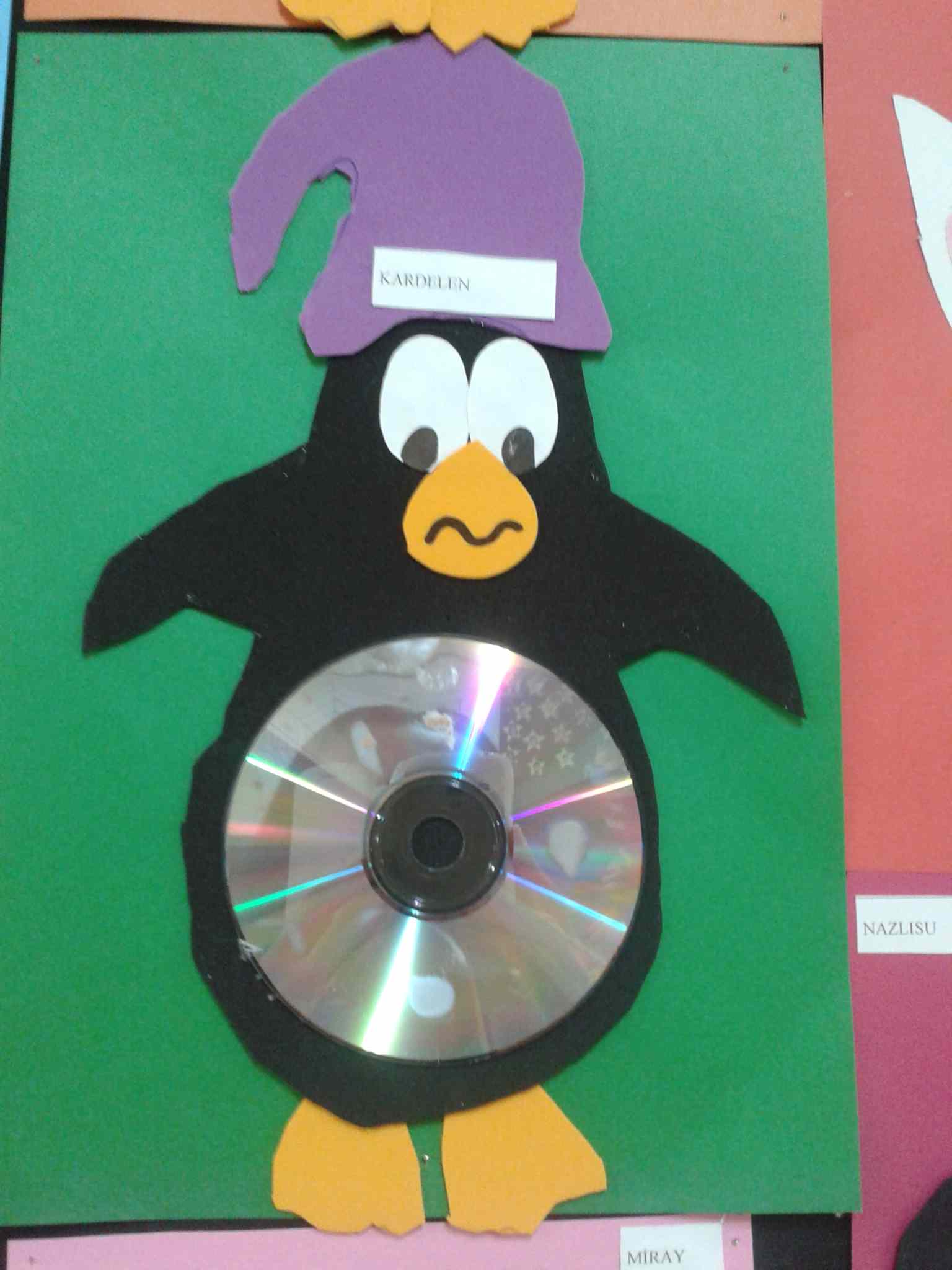 cd penguin craft idea
