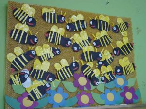 Bee craft idea for kids – Preschoolplanet