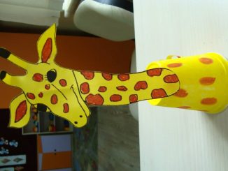 paper-cup-giraffe-craft