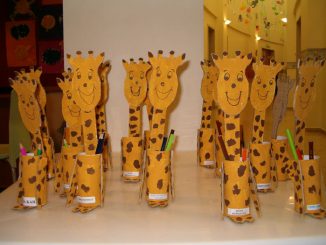 toilet-paper-roll-giraffe-craft-idea