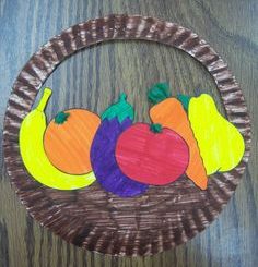 paper-plate-fruit-basket-craft-for-toddlers