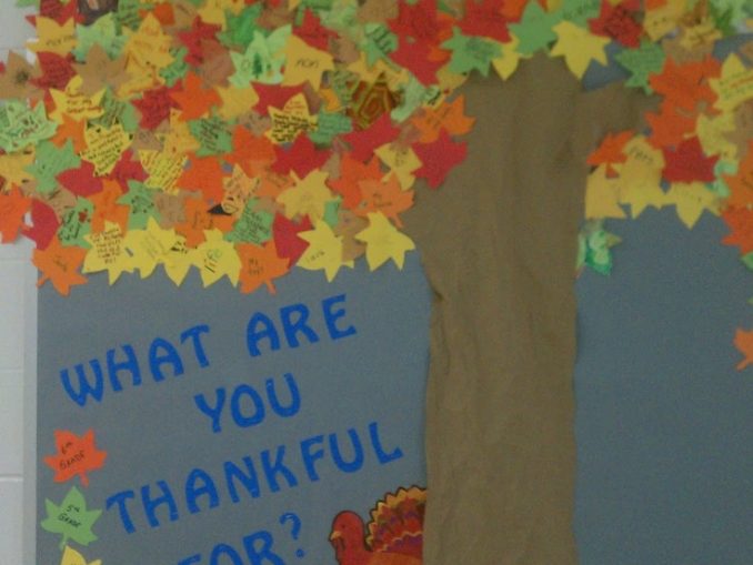 Autumn bulletin board idea – Preschoolplanet