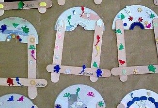 popsicle-stick-and-cd-frame-craft-idea