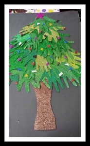 christmas-tree-bulletin-board-idea