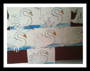 handprint-swan-craft