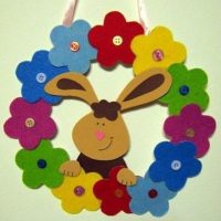 easter-bunny-wreath-craft-idea